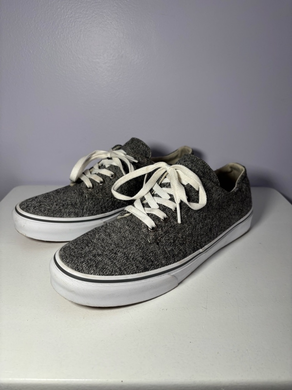 Vans Womens Grey Knit Low-Top Sneakers with White Sole NEW Size 11